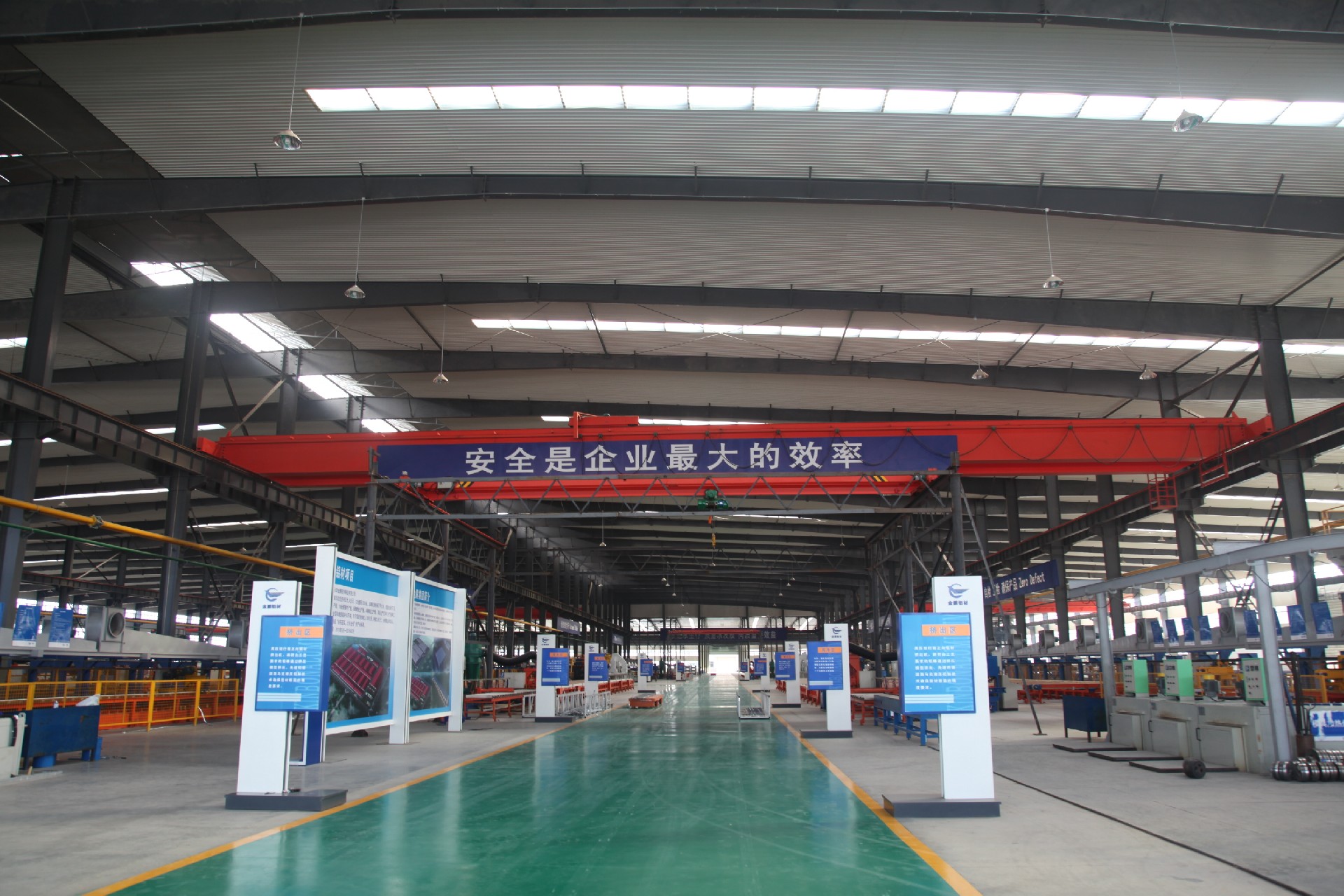 8c28ddd5e2e9daf72e013efa5c43f3d.jpg